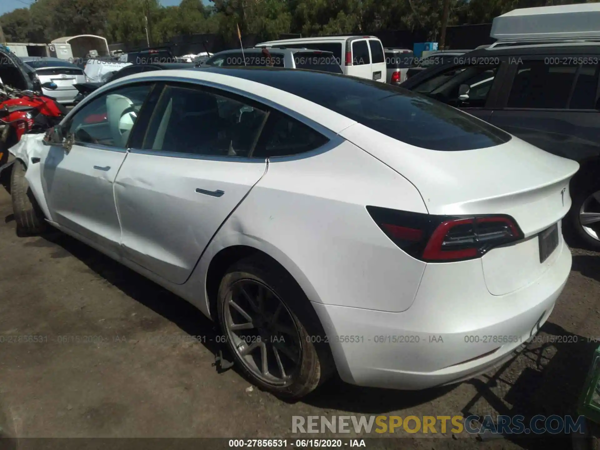 3 Photograph of a damaged car 5YJ3E1EB4LF619348 TESLA MODEL 3 2020