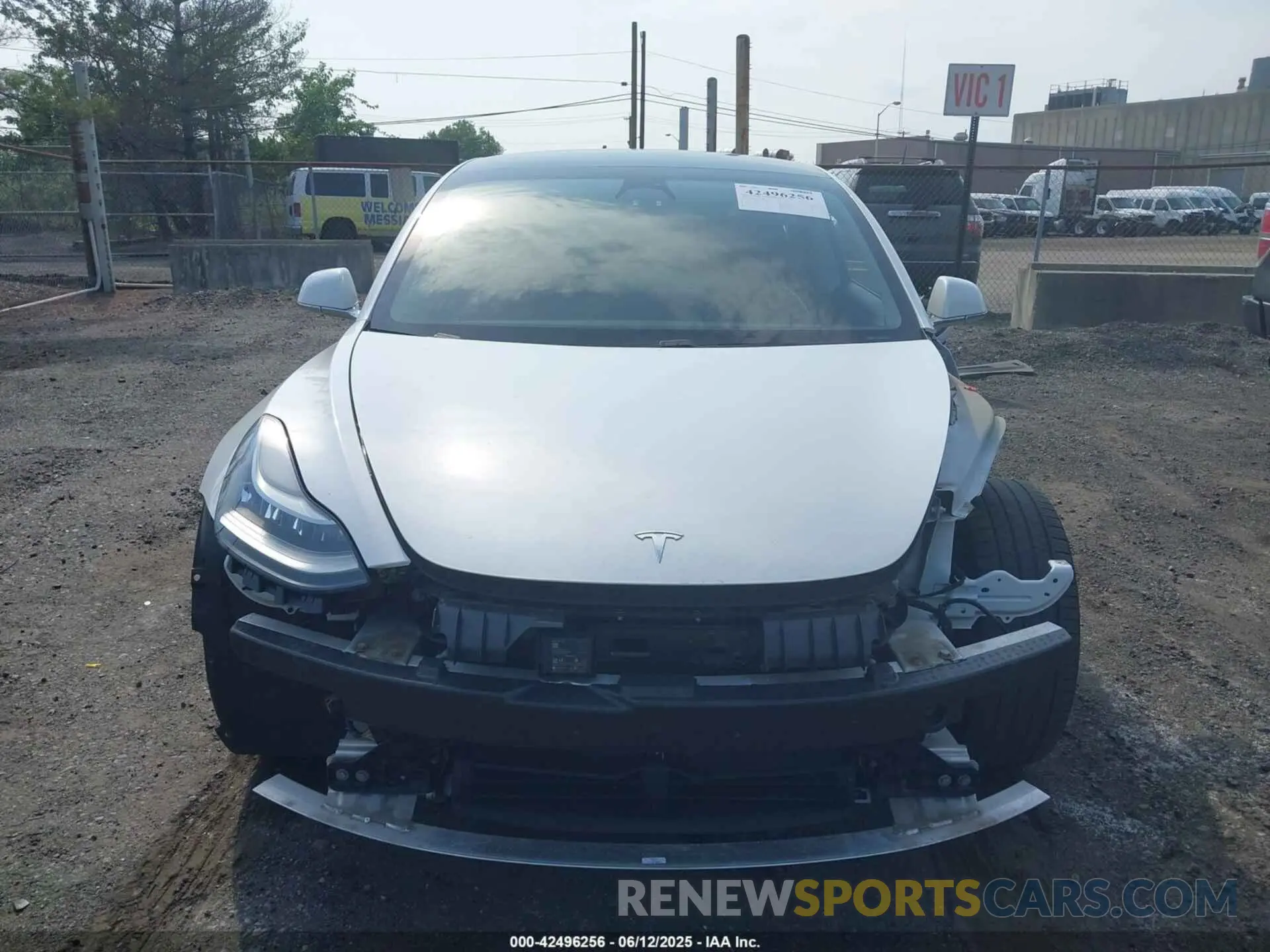 11 Photograph of a damaged car 5YJ3E1EB4LF637090 TESLA MODEL 3 2020