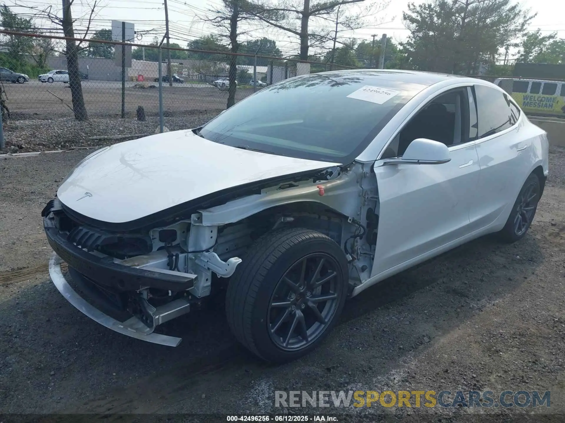 2 Photograph of a damaged car 5YJ3E1EB4LF637090 TESLA MODEL 3 2020
