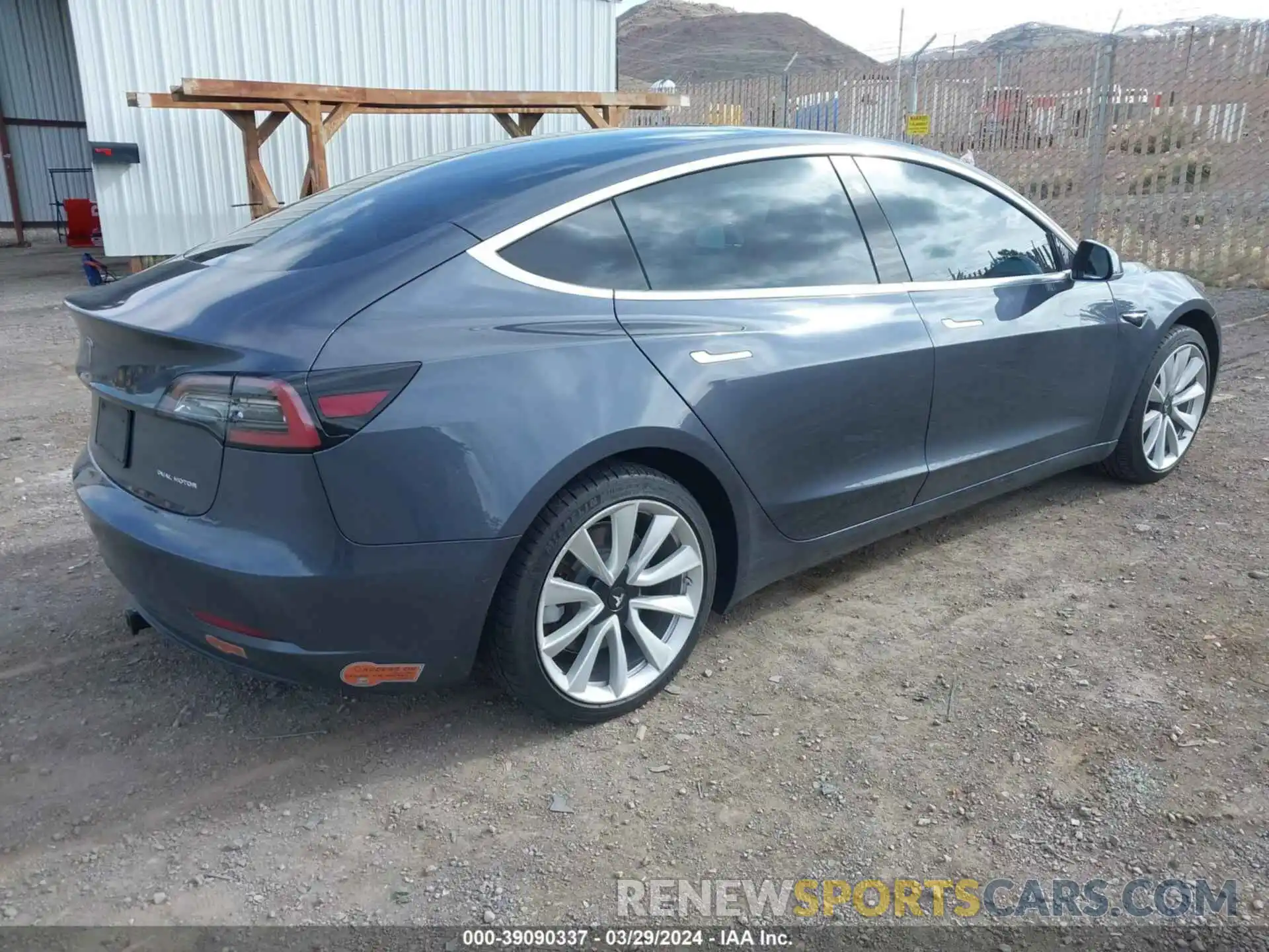 4 Photograph of a damaged car 5YJ3E1EB4LF638076 TESLA MODEL 3 2020