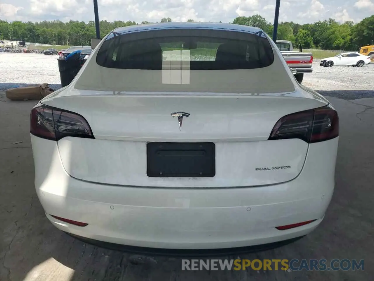 6 Photograph of a damaged car 5YJ3E1EB4LF638577 TESLA MODEL 3 2020
