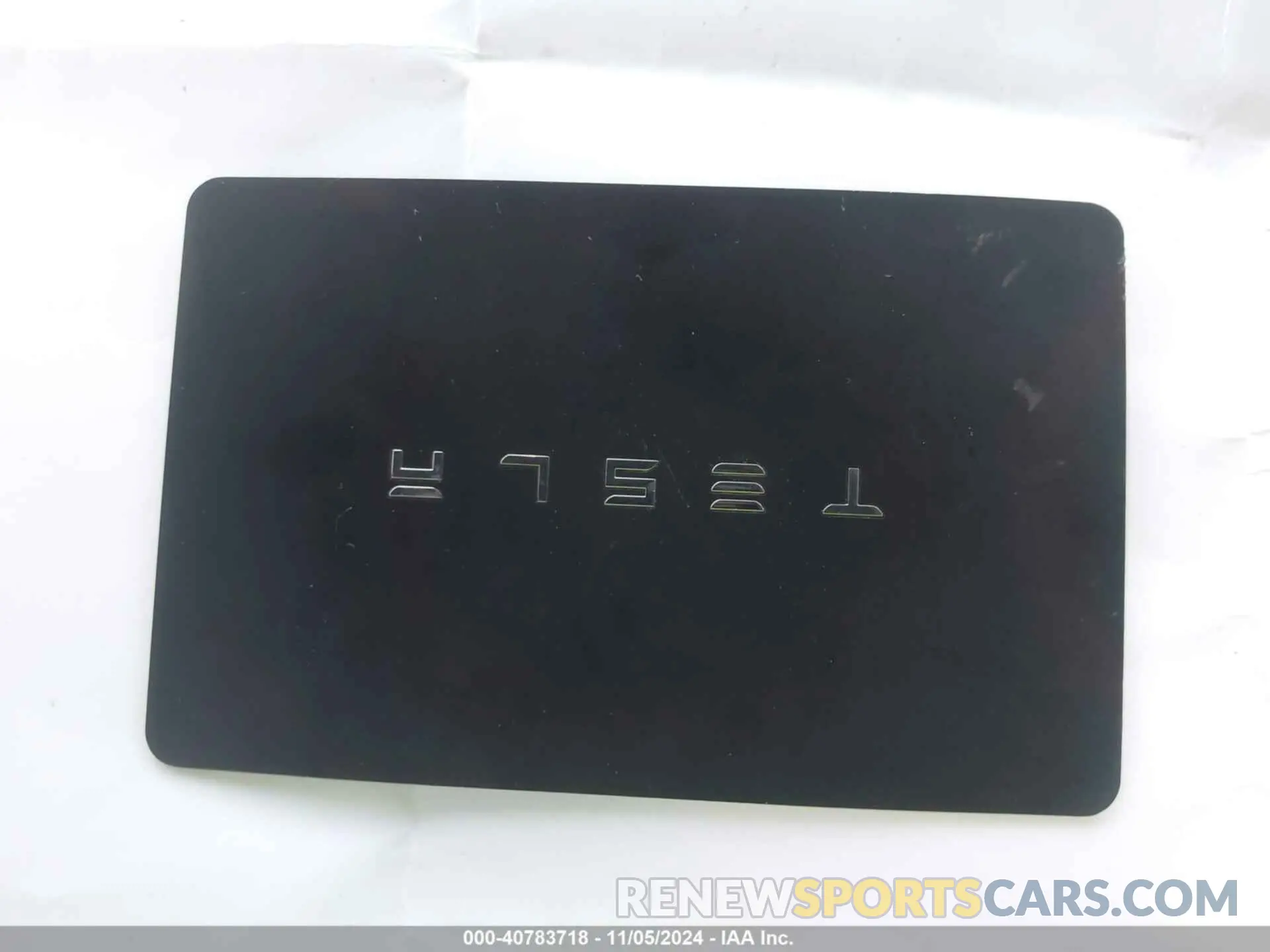 11 Photograph of a damaged car 5YJ3E1EB4LF648011 TESLA MODEL 3 2020