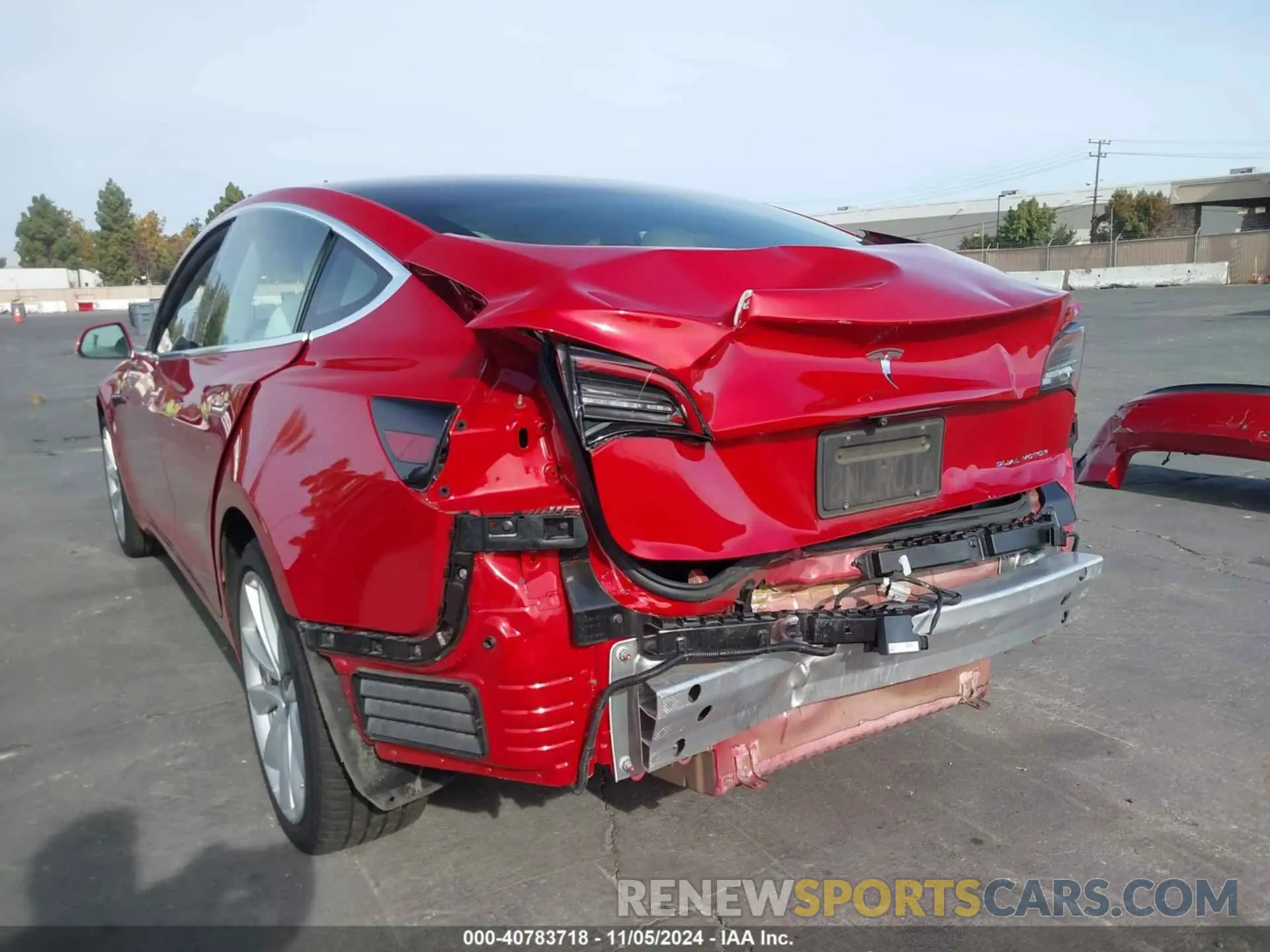 6 Photograph of a damaged car 5YJ3E1EB4LF648011 TESLA MODEL 3 2020