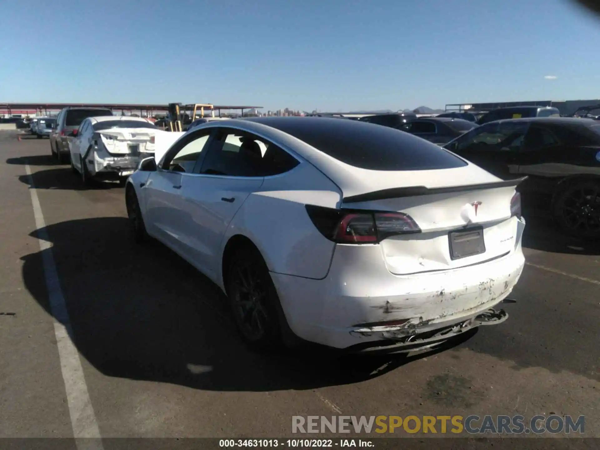 3 Photograph of a damaged car 5YJ3E1EB4LF650244 TESLA MODEL 3 2020