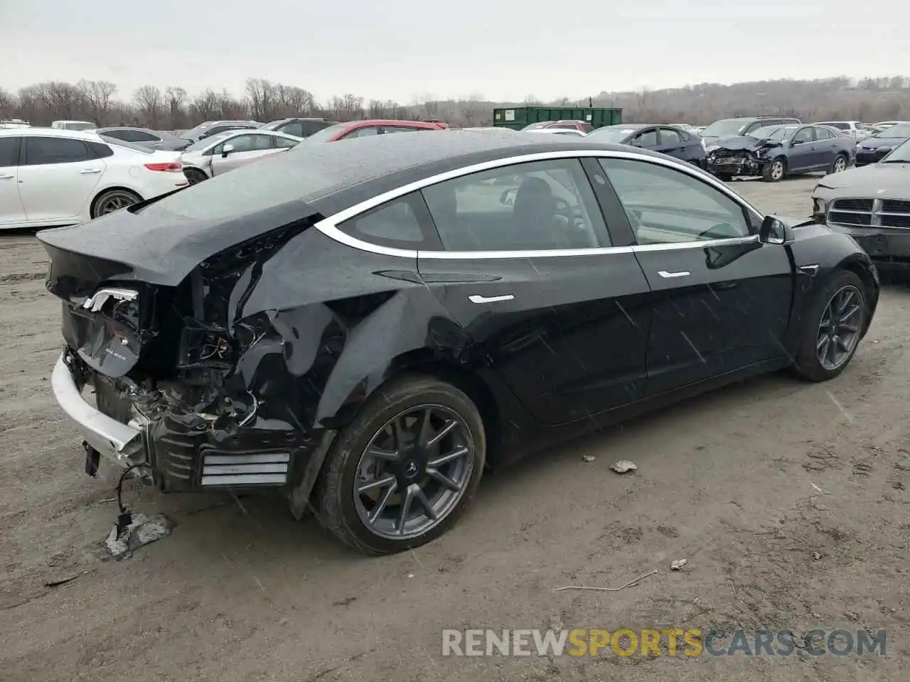 3 Photograph of a damaged car 5YJ3E1EB4LF663141 TESLA MODEL 3 2020