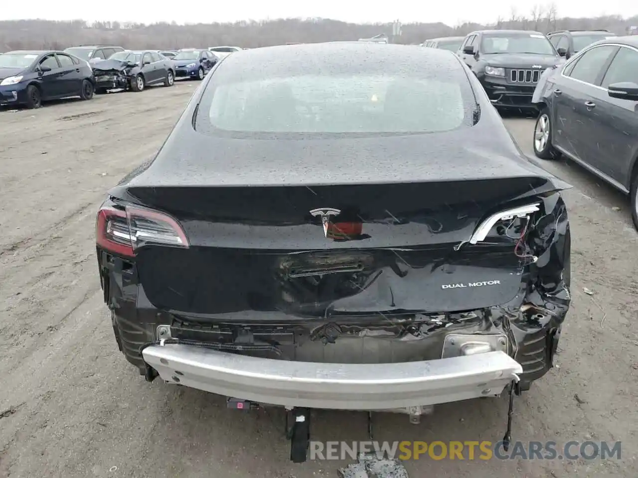 6 Photograph of a damaged car 5YJ3E1EB4LF663141 TESLA MODEL 3 2020