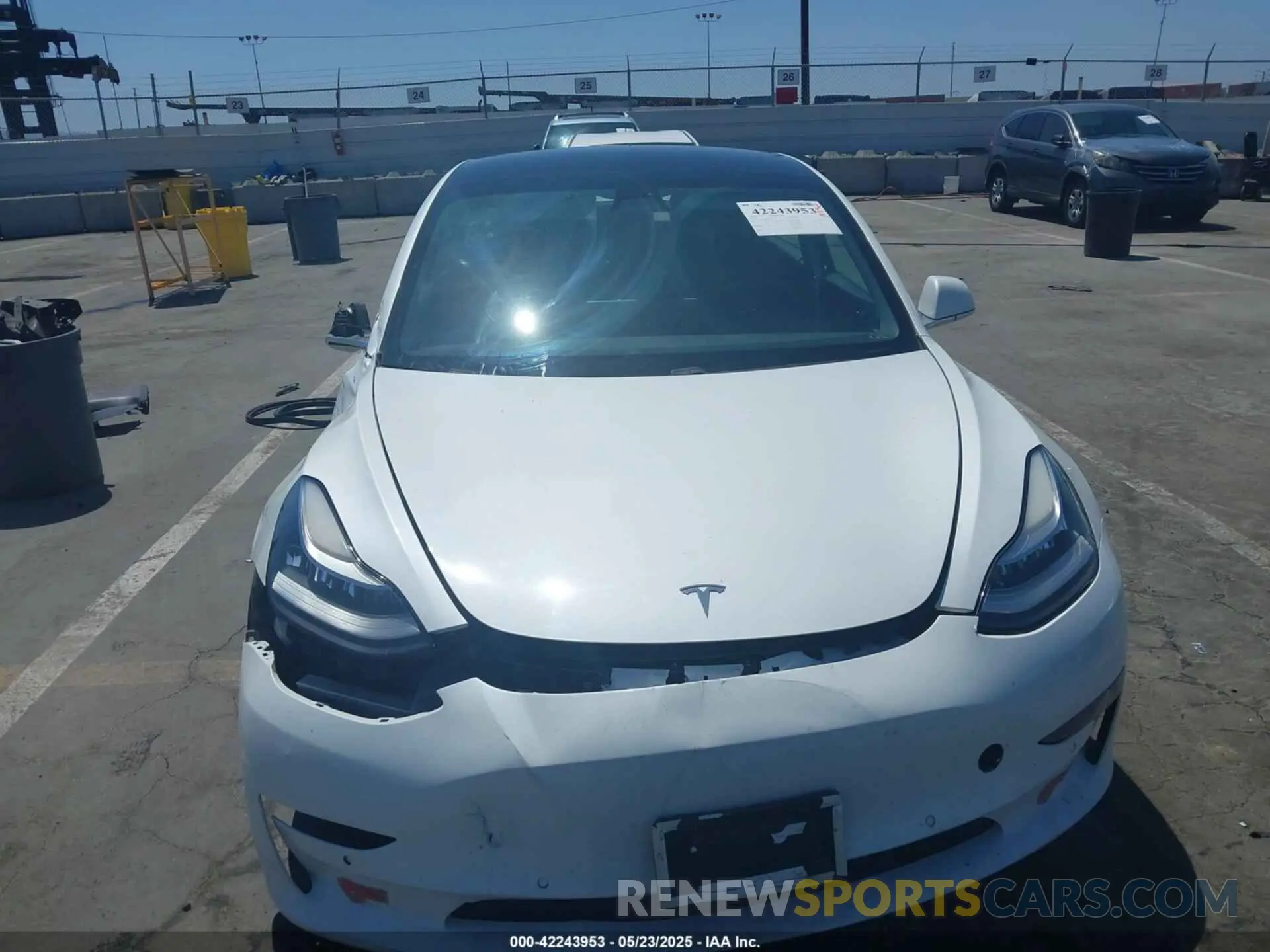 12 Photograph of a damaged car 5YJ3E1EB4LF665794 TESLA MODEL 3 2020