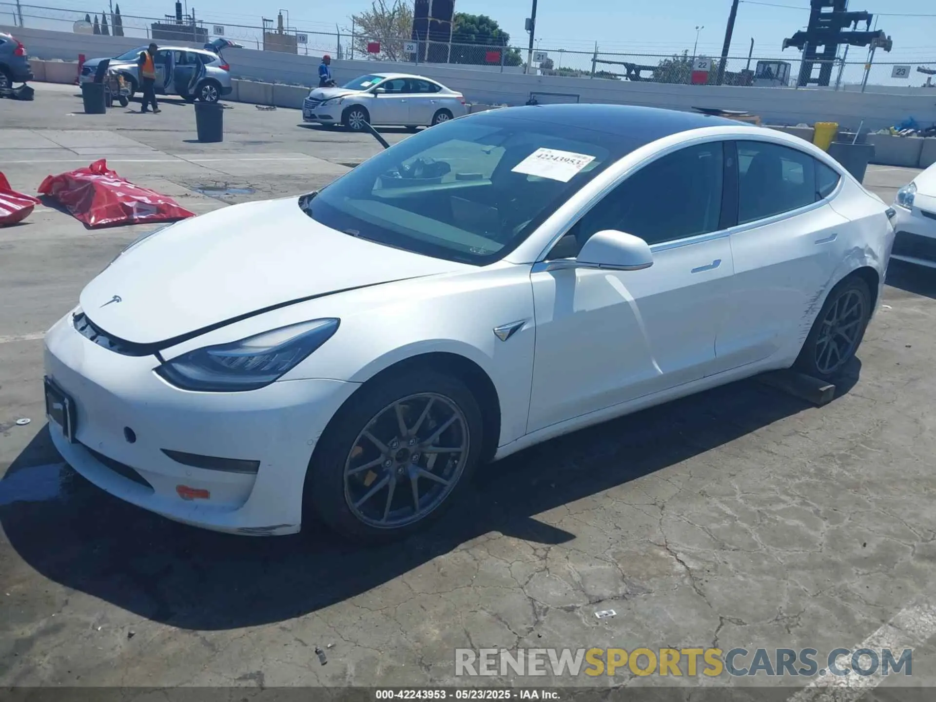2 Photograph of a damaged car 5YJ3E1EB4LF665794 TESLA MODEL 3 2020