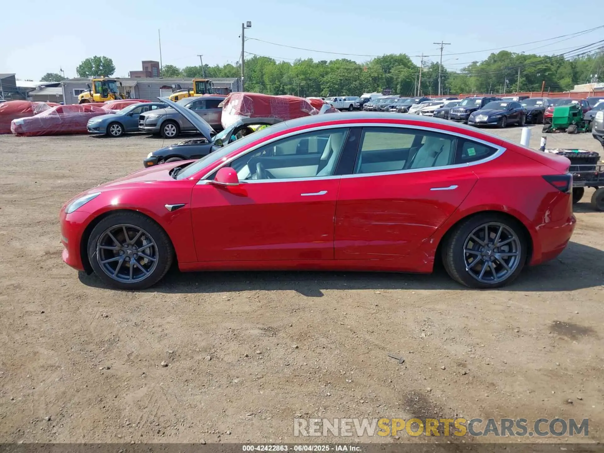 14 Photograph of a damaged car 5YJ3E1EB4LF668209 TESLA MODEL 3 2020