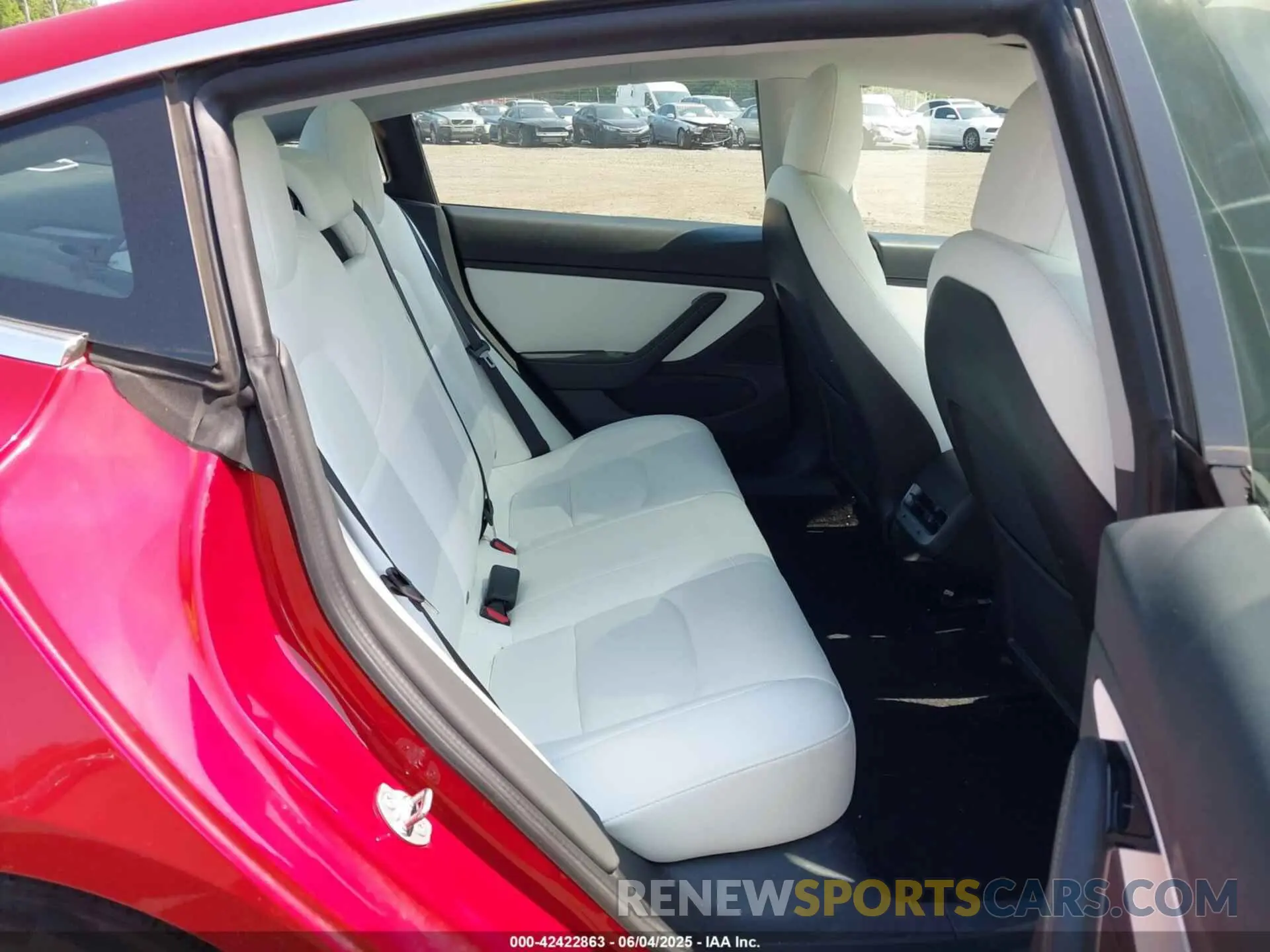 8 Photograph of a damaged car 5YJ3E1EB4LF668209 TESLA MODEL 3 2020