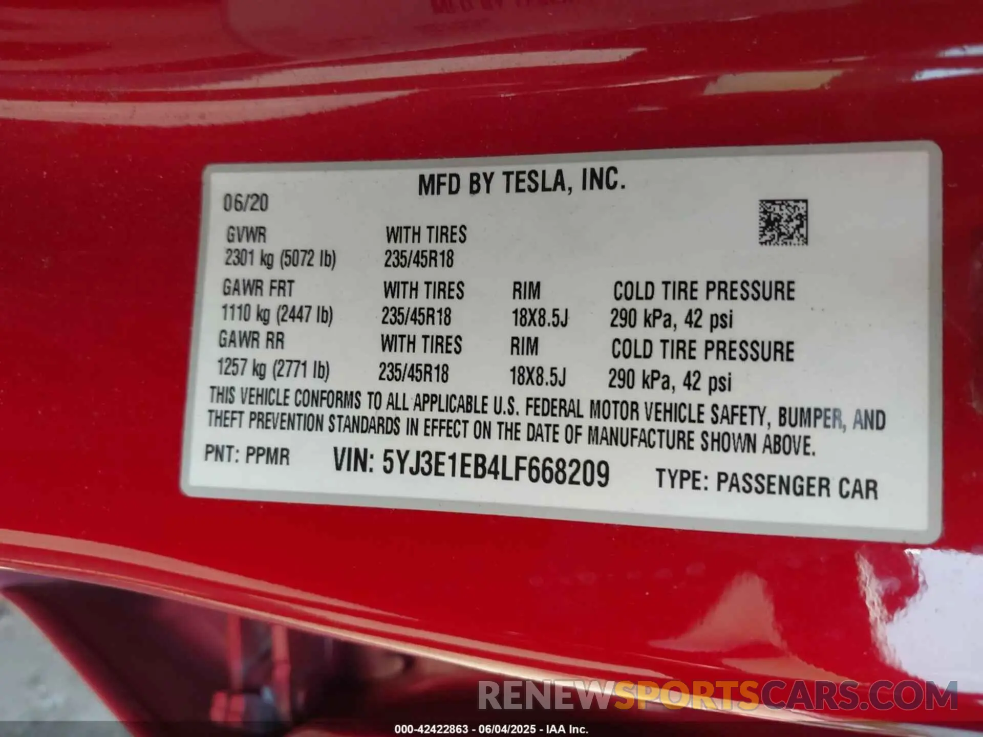 9 Photograph of a damaged car 5YJ3E1EB4LF668209 TESLA MODEL 3 2020