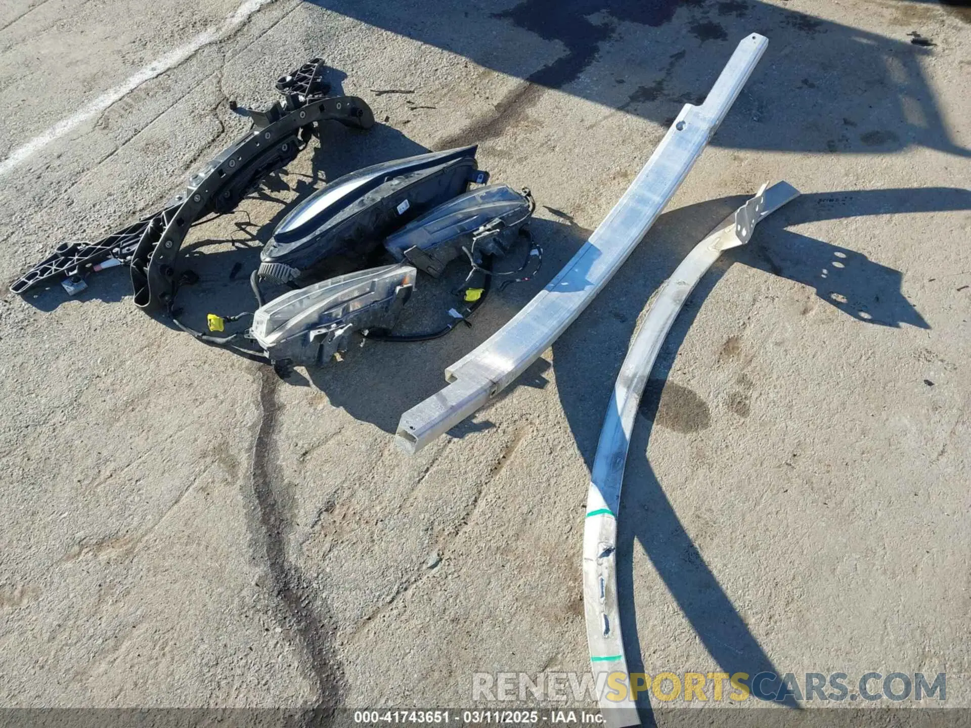 11 Photograph of a damaged car 5YJ3E1EB4LF668470 TESLA MODEL 3 2020
