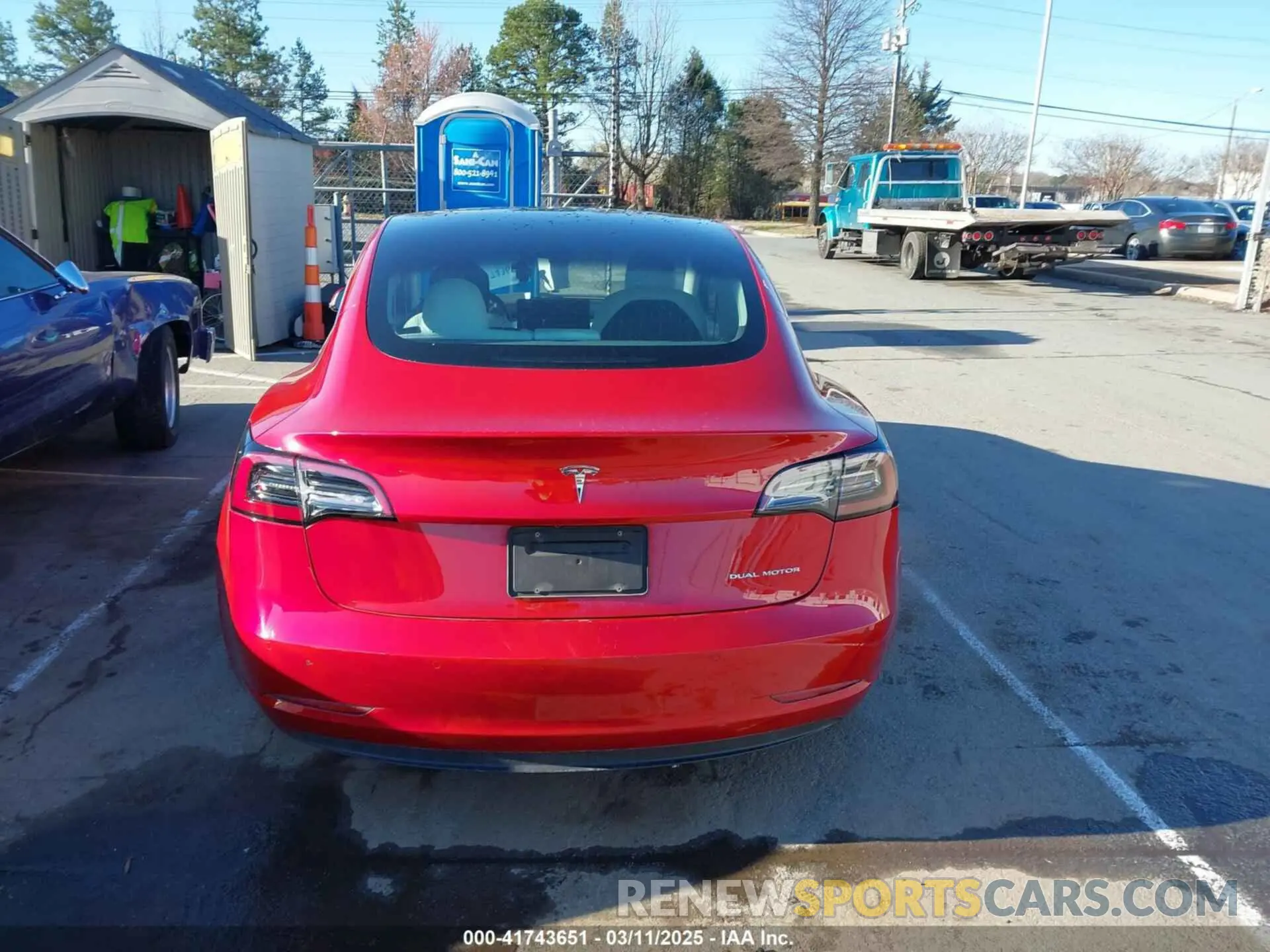 16 Photograph of a damaged car 5YJ3E1EB4LF668470 TESLA MODEL 3 2020