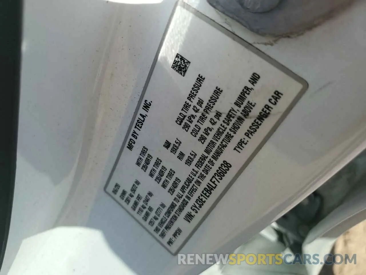 12 Photograph of a damaged car 5YJ3E1EB4LF736038 TESLA MODEL 3 2020