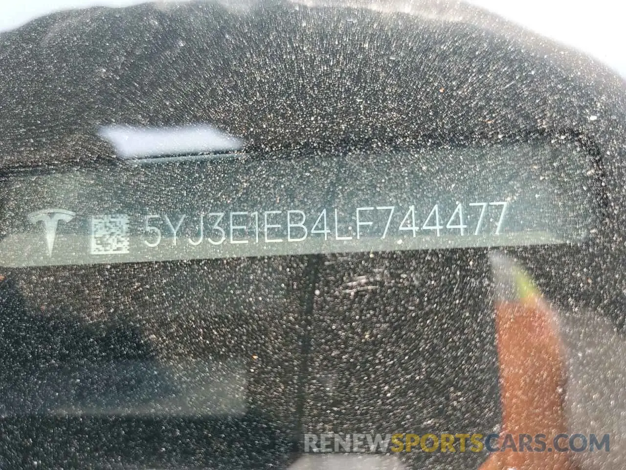 12 Photograph of a damaged car 5YJ3E1EB4LF744477 TESLA MODEL 3 2020