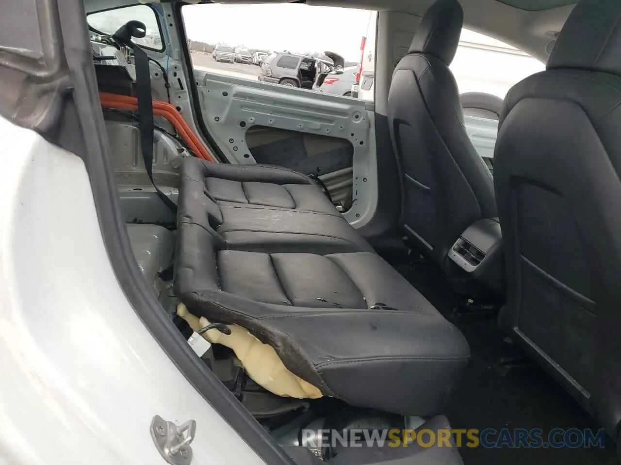 10 Photograph of a damaged car 5YJ3E1EB4LF790679 TESLA MODEL 3 2020