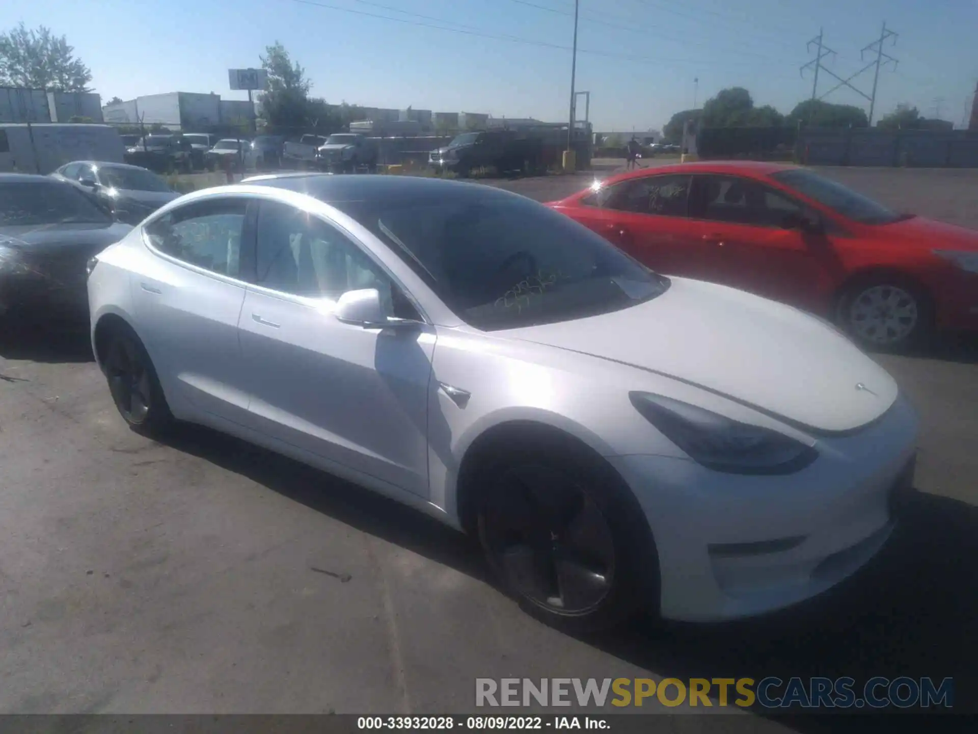 1 Photograph of a damaged car 5YJ3E1EB4LF806704 TESLA MODEL 3 2020