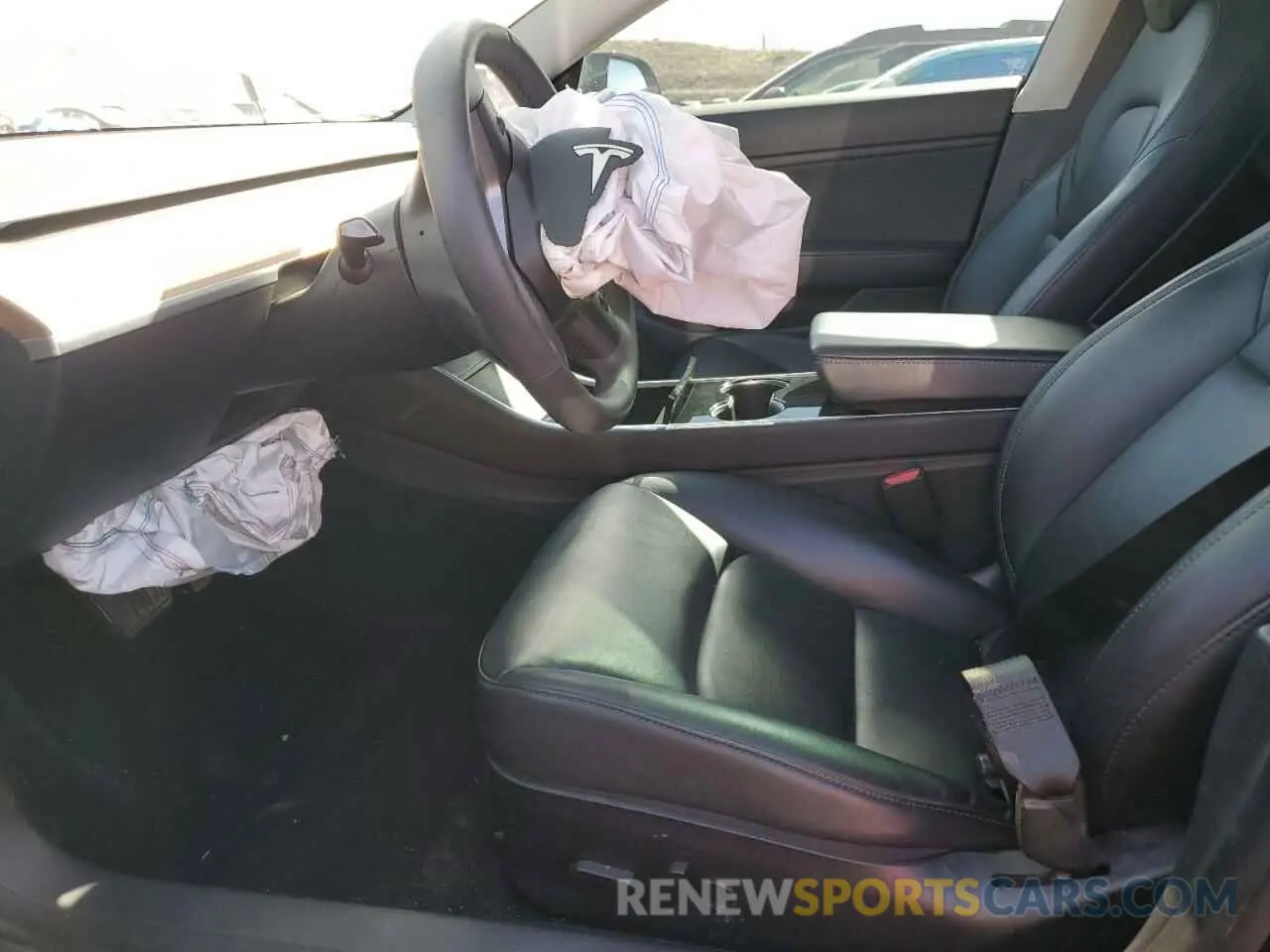 7 Photograph of a damaged car 5YJ3E1EB5LF600579 TESLA MODEL 3 2020