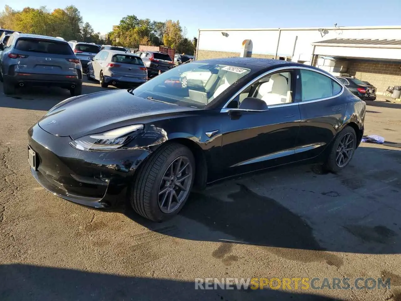 1 Photograph of a damaged car 5YJ3E1EB5LF600940 TESLA MODEL 3 2020