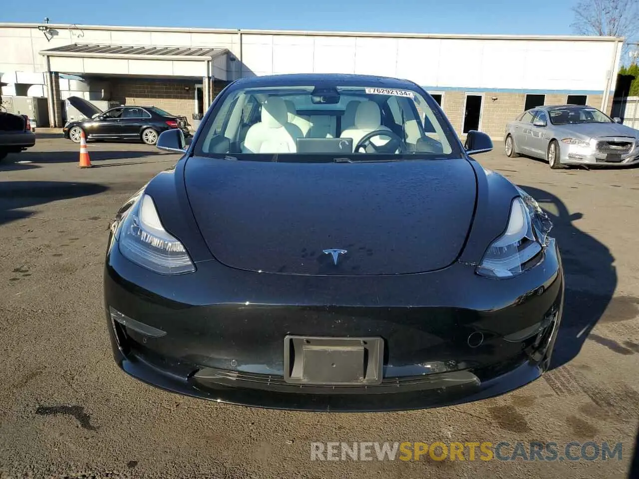 5 Photograph of a damaged car 5YJ3E1EB5LF600940 TESLA MODEL 3 2020