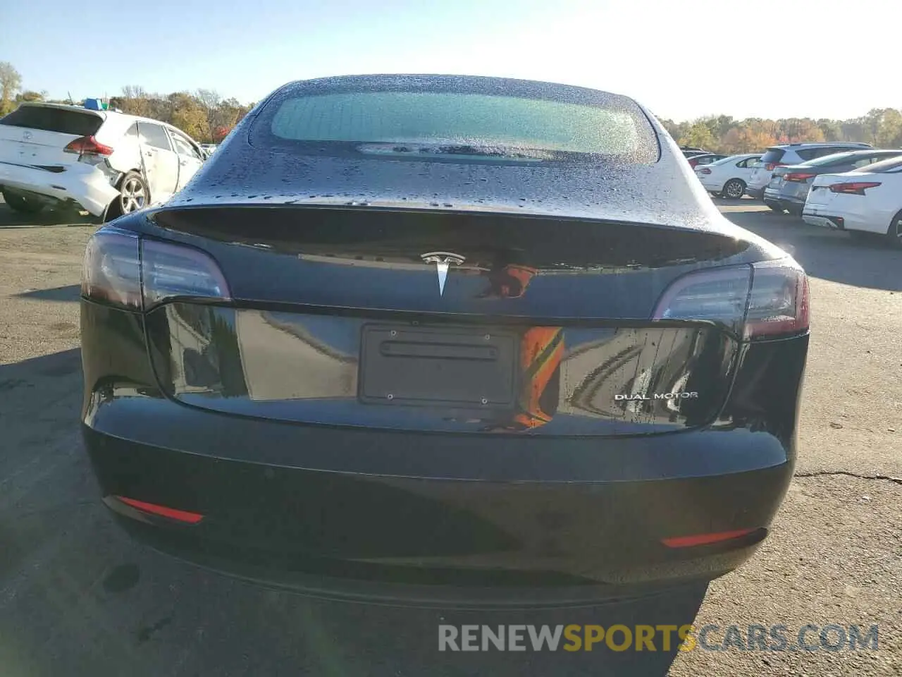 6 Photograph of a damaged car 5YJ3E1EB5LF600940 TESLA MODEL 3 2020