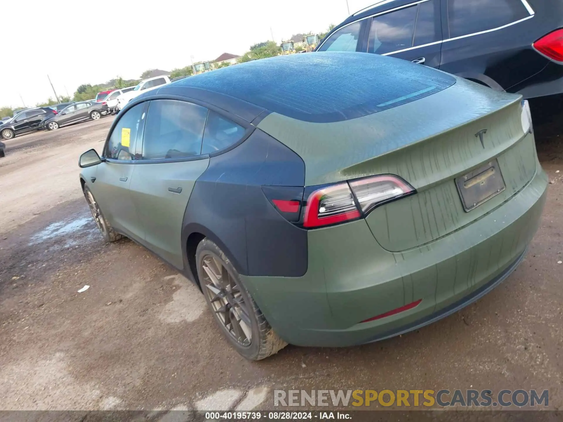 3 Photograph of a damaged car 5YJ3E1EB5LF607080 TESLA MODEL 3 2020