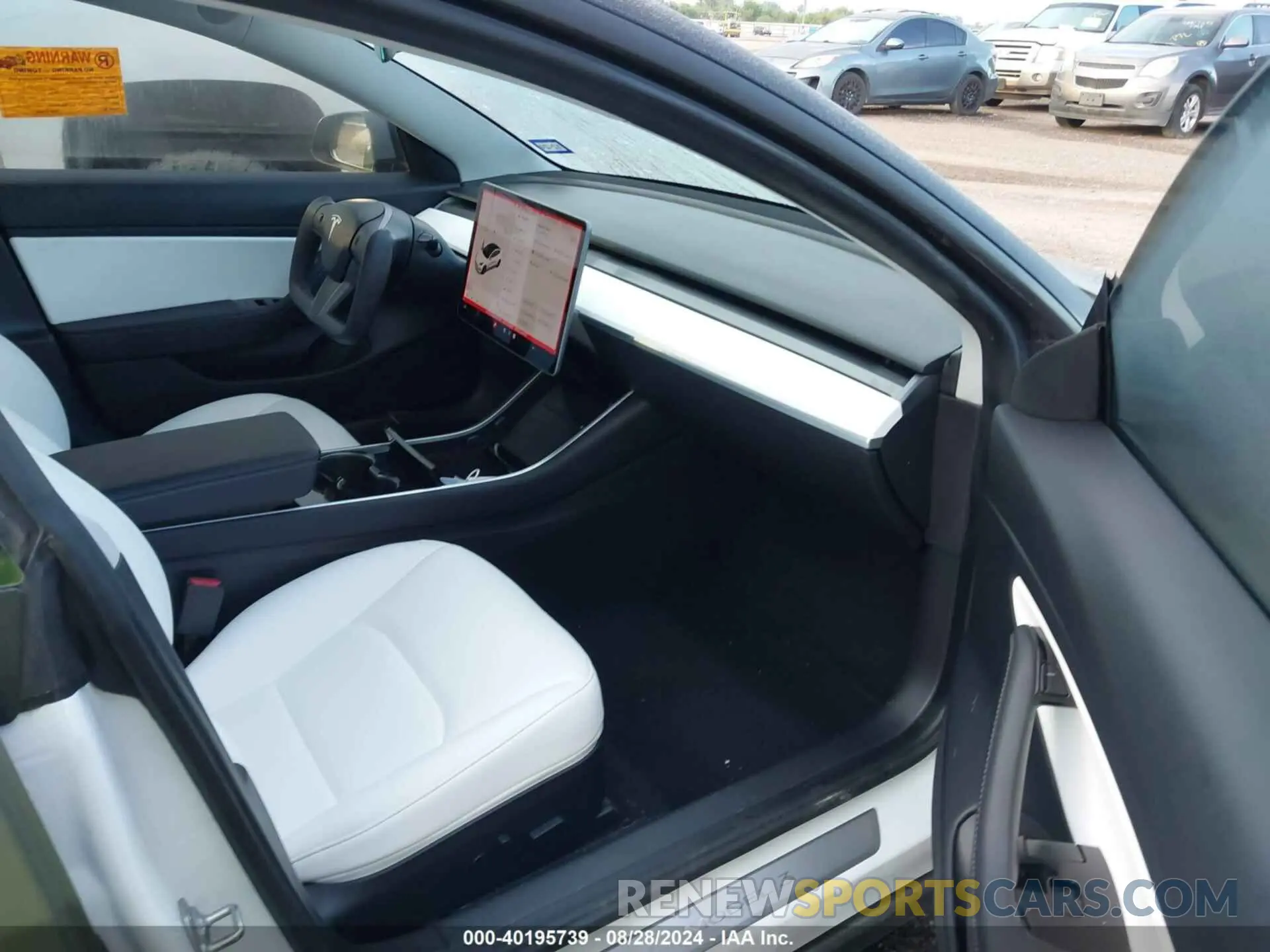 5 Photograph of a damaged car 5YJ3E1EB5LF607080 TESLA MODEL 3 2020