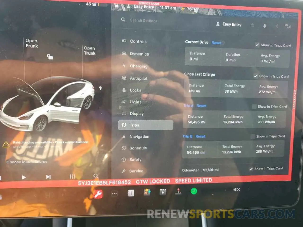 9 Photograph of a damaged car 5YJ3E1EB5LF618452 TESLA MODEL 3 2020