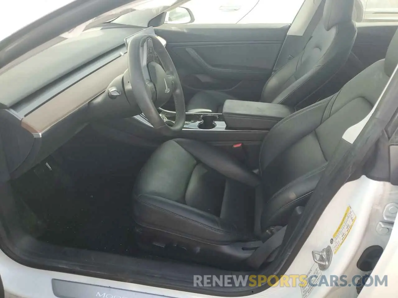 7 Photograph of a damaged car 5YJ3E1EB5LF619231 TESLA MODEL 3 2020