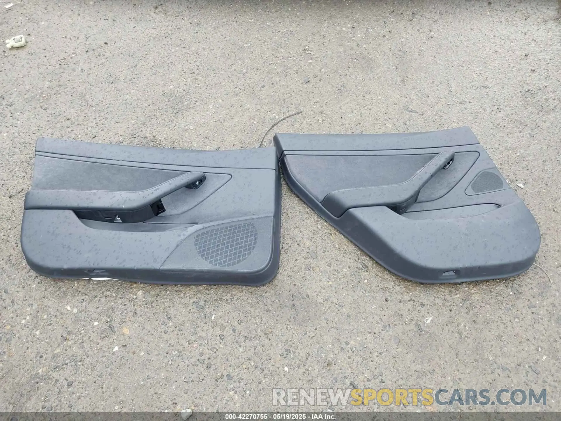 12 Photograph of a damaged car 5YJ3E1EB5LF620699 TESLA MODEL 3 2020