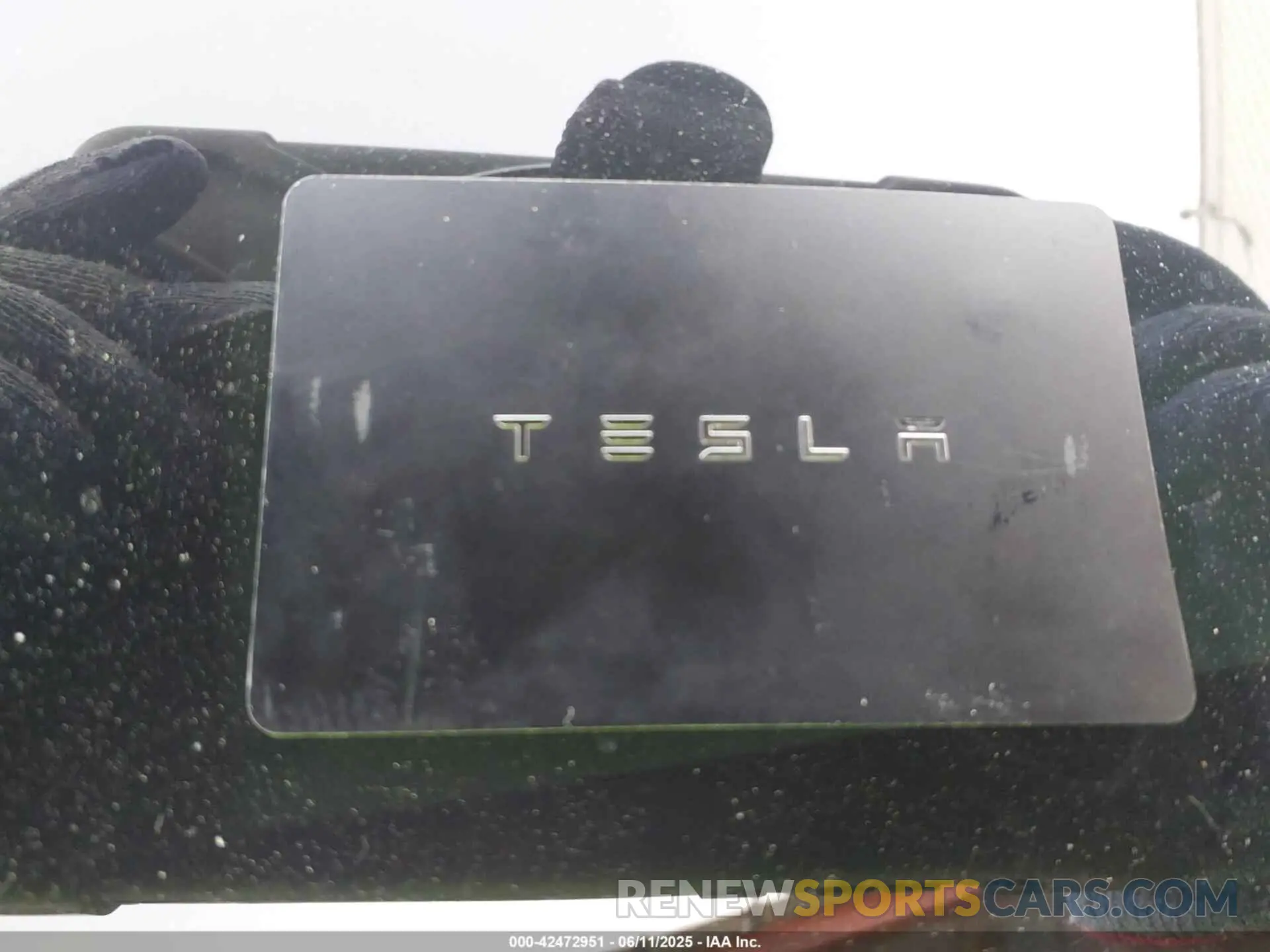 11 Photograph of a damaged car 5YJ3E1EB5LF622680 TESLA MODEL 3 2020
