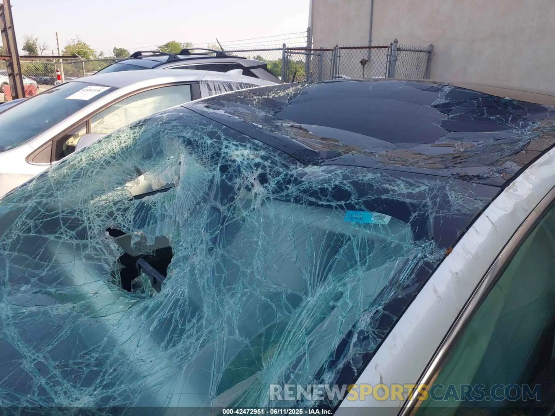 6 Photograph of a damaged car 5YJ3E1EB5LF622680 TESLA MODEL 3 2020