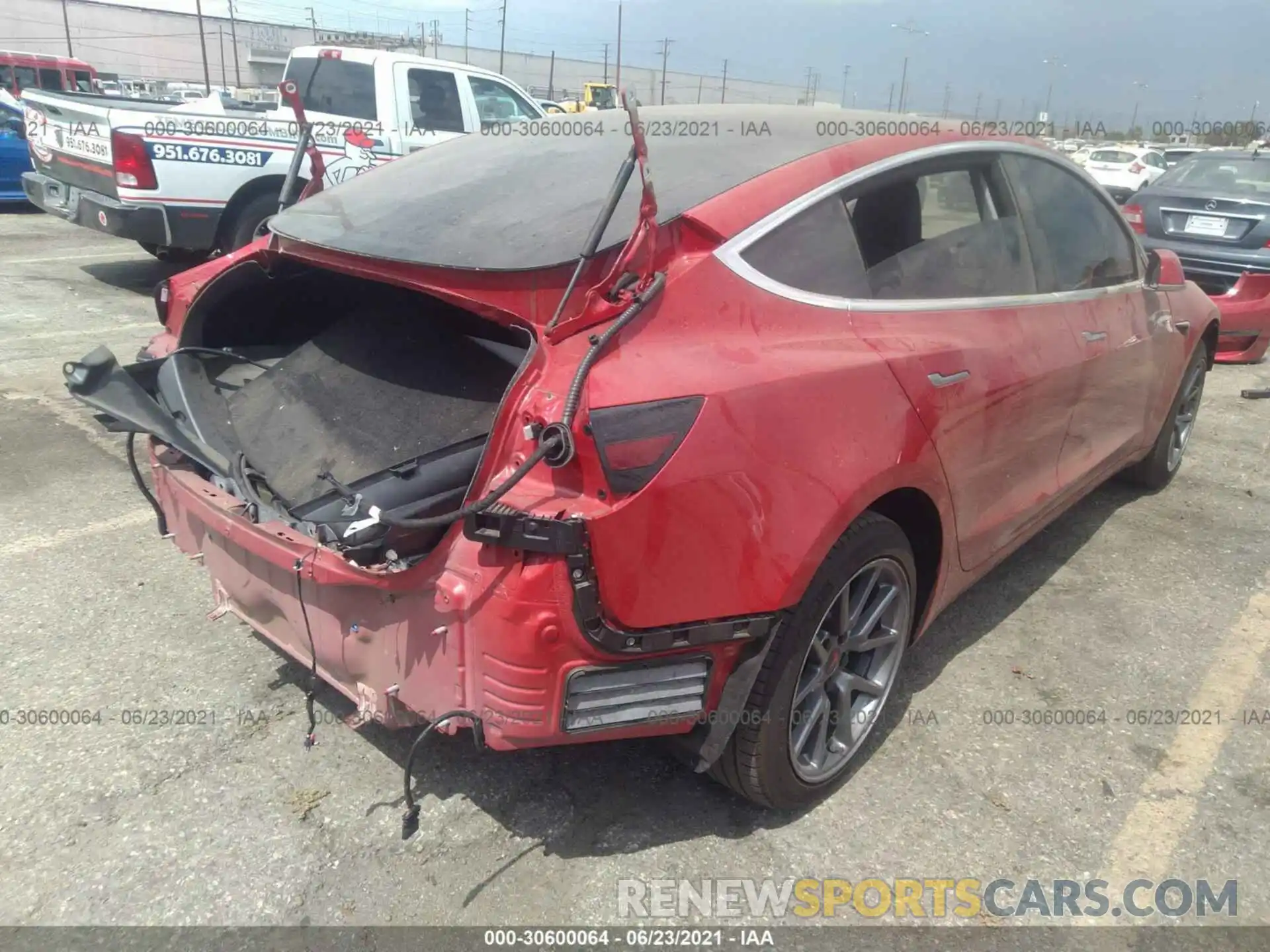 4 Photograph of a damaged car 5YJ3E1EB5LF635896 TESLA MODEL 3 2020