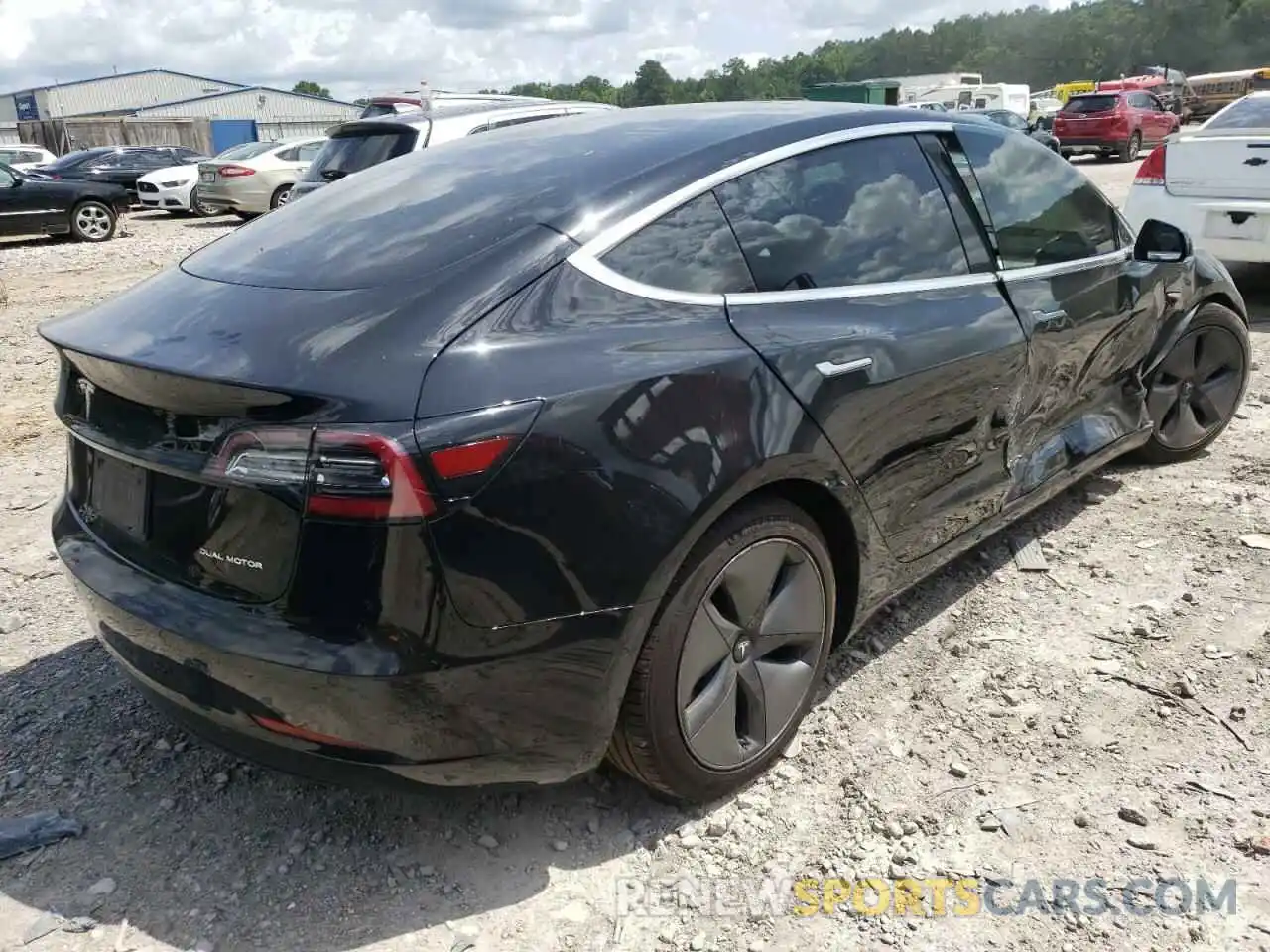 4 Photograph of a damaged car 5YJ3E1EB5LF646686 TESLA MODEL 3 2020