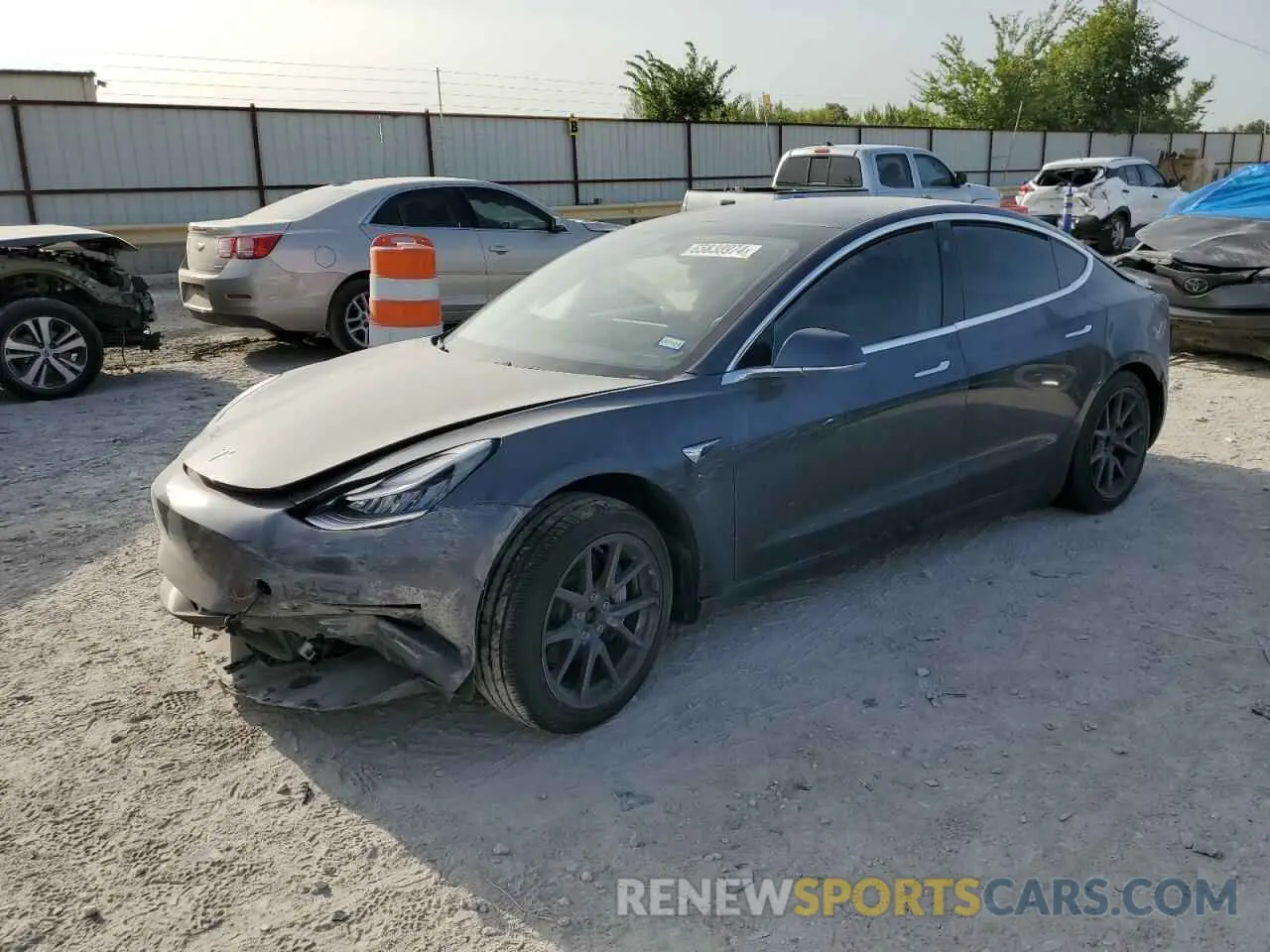 1 Photograph of a damaged car 5YJ3E1EB5LF647496 TESLA MODEL 3 2020