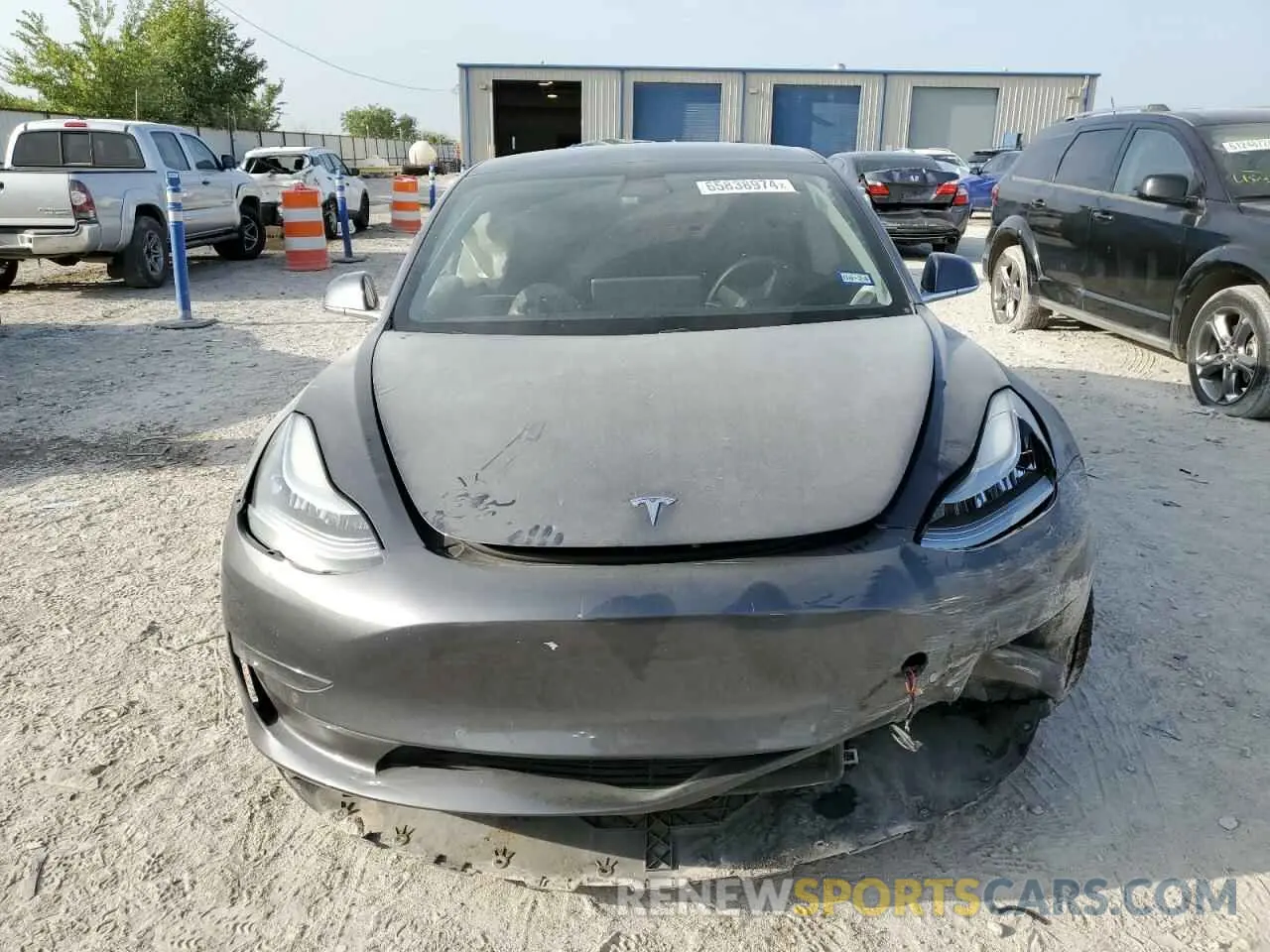 5 Photograph of a damaged car 5YJ3E1EB5LF647496 TESLA MODEL 3 2020