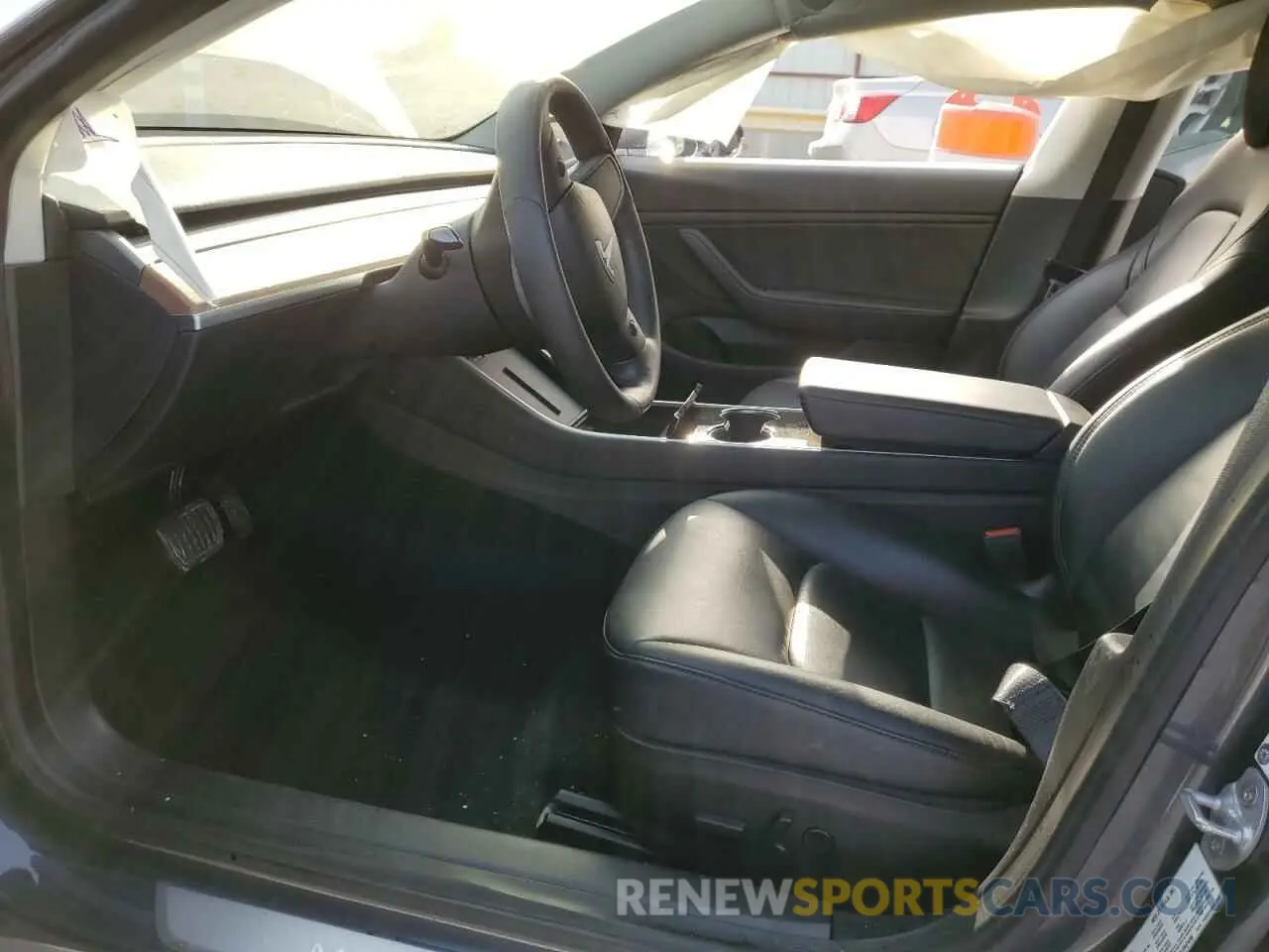 7 Photograph of a damaged car 5YJ3E1EB5LF647496 TESLA MODEL 3 2020