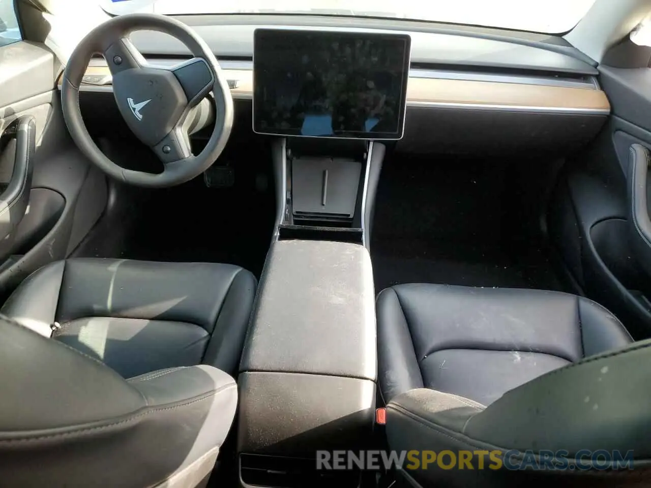 8 Photograph of a damaged car 5YJ3E1EB5LF647496 TESLA MODEL 3 2020