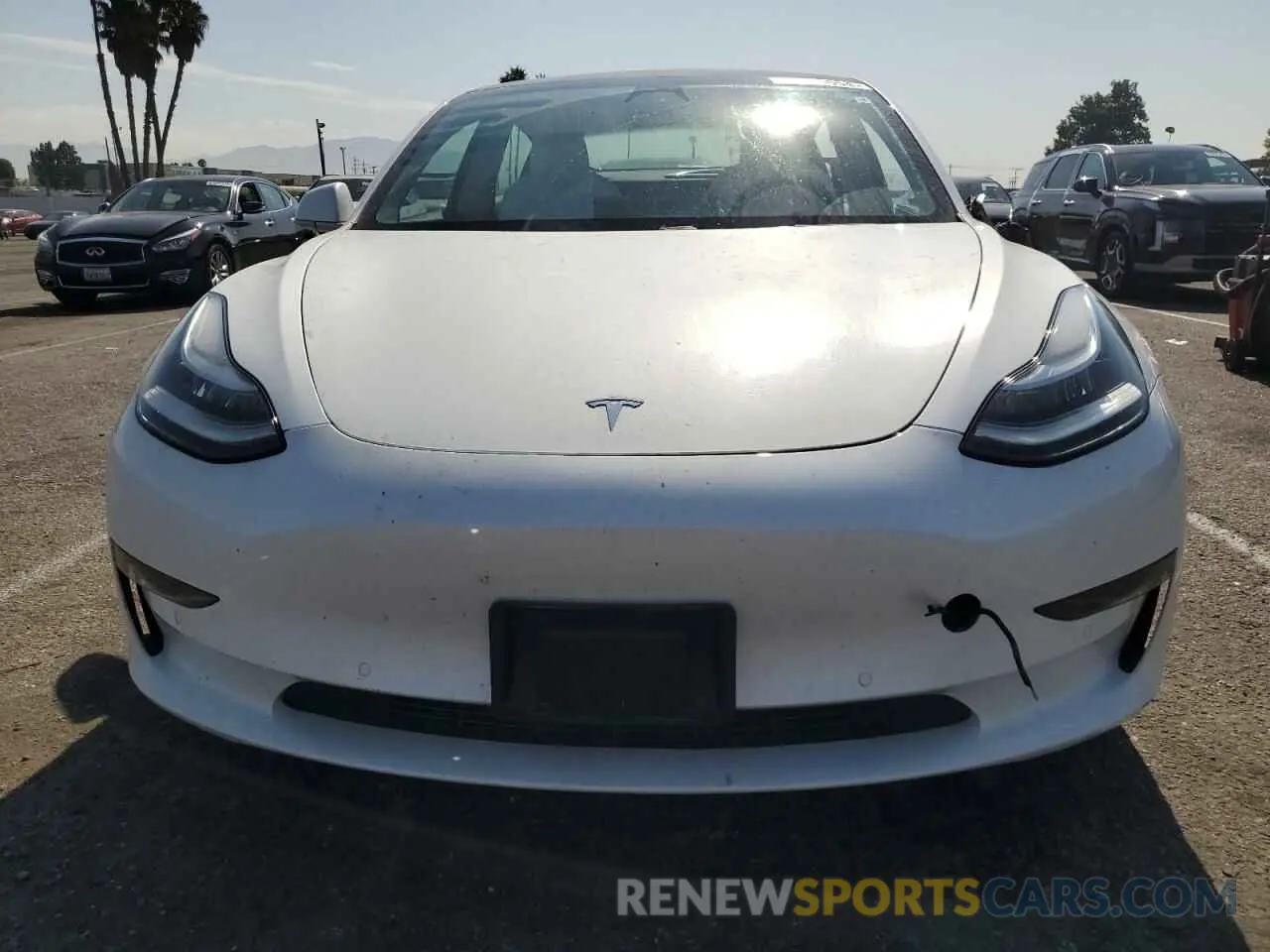 5 Photograph of a damaged car 5YJ3E1EB5LF651662 TESLA MODEL 3 2020