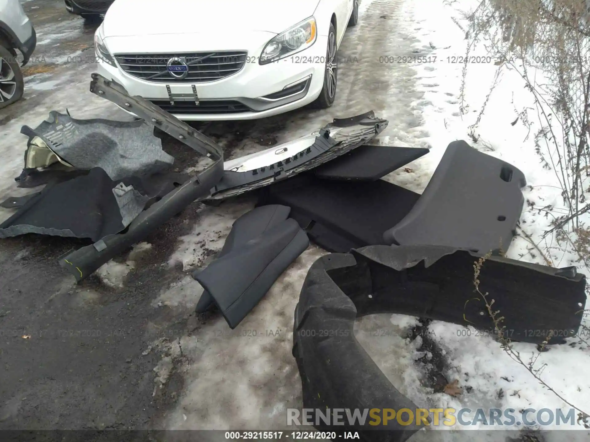 12 Photograph of a damaged car 5YJ3E1EB5LF664881 TESLA MODEL 3 2020