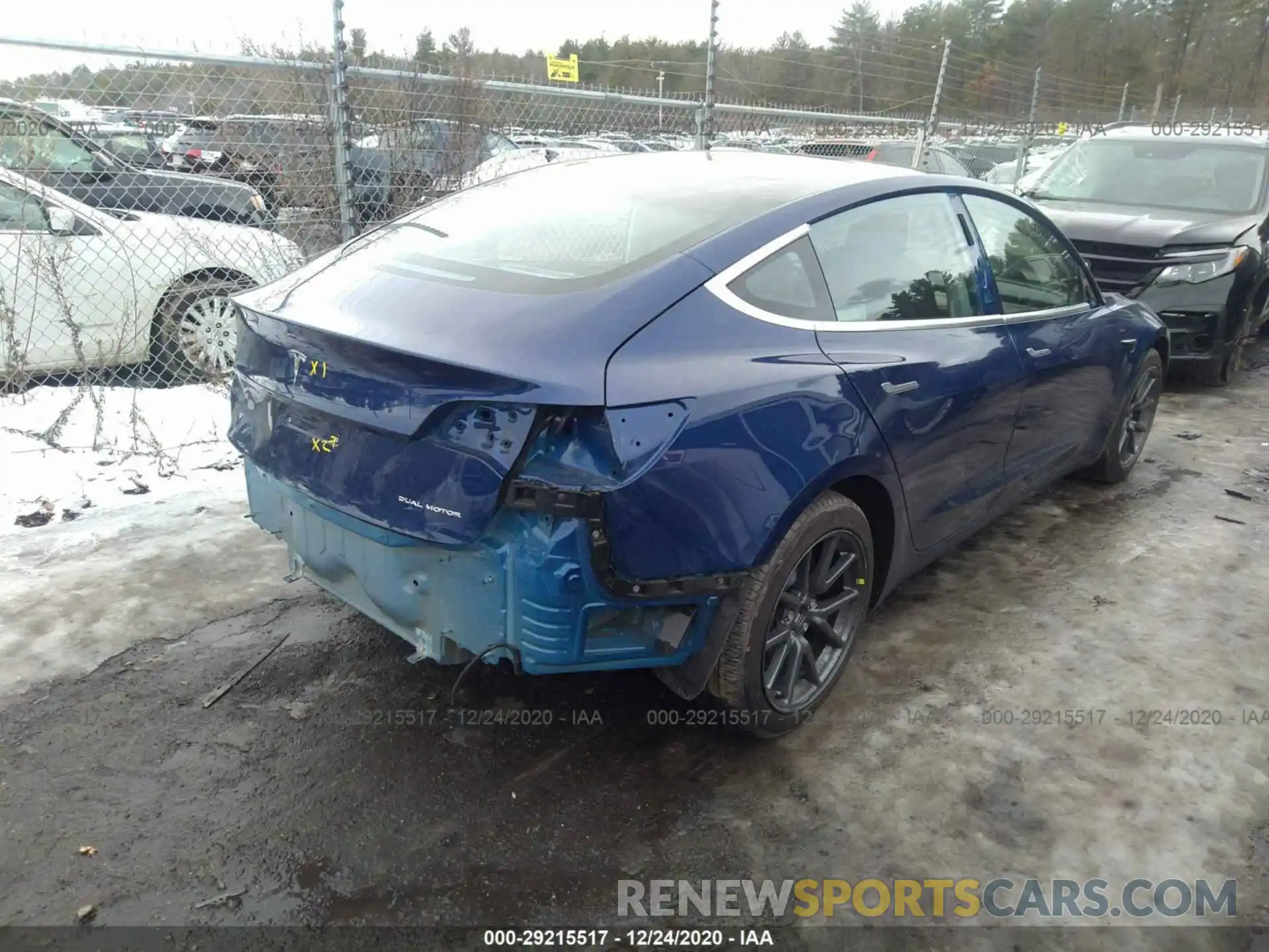 4 Photograph of a damaged car 5YJ3E1EB5LF664881 TESLA MODEL 3 2020