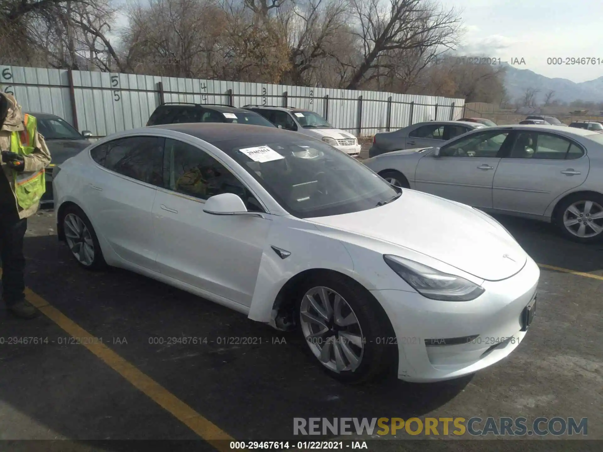 1 Photograph of a damaged car 5YJ3E1EB5LF667277 TESLA MODEL 3 2020