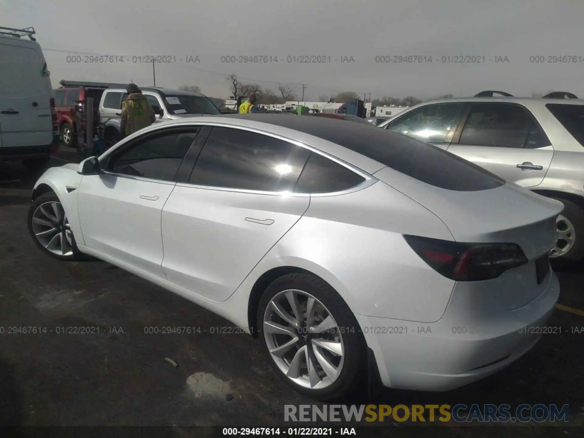 3 Photograph of a damaged car 5YJ3E1EB5LF667277 TESLA MODEL 3 2020