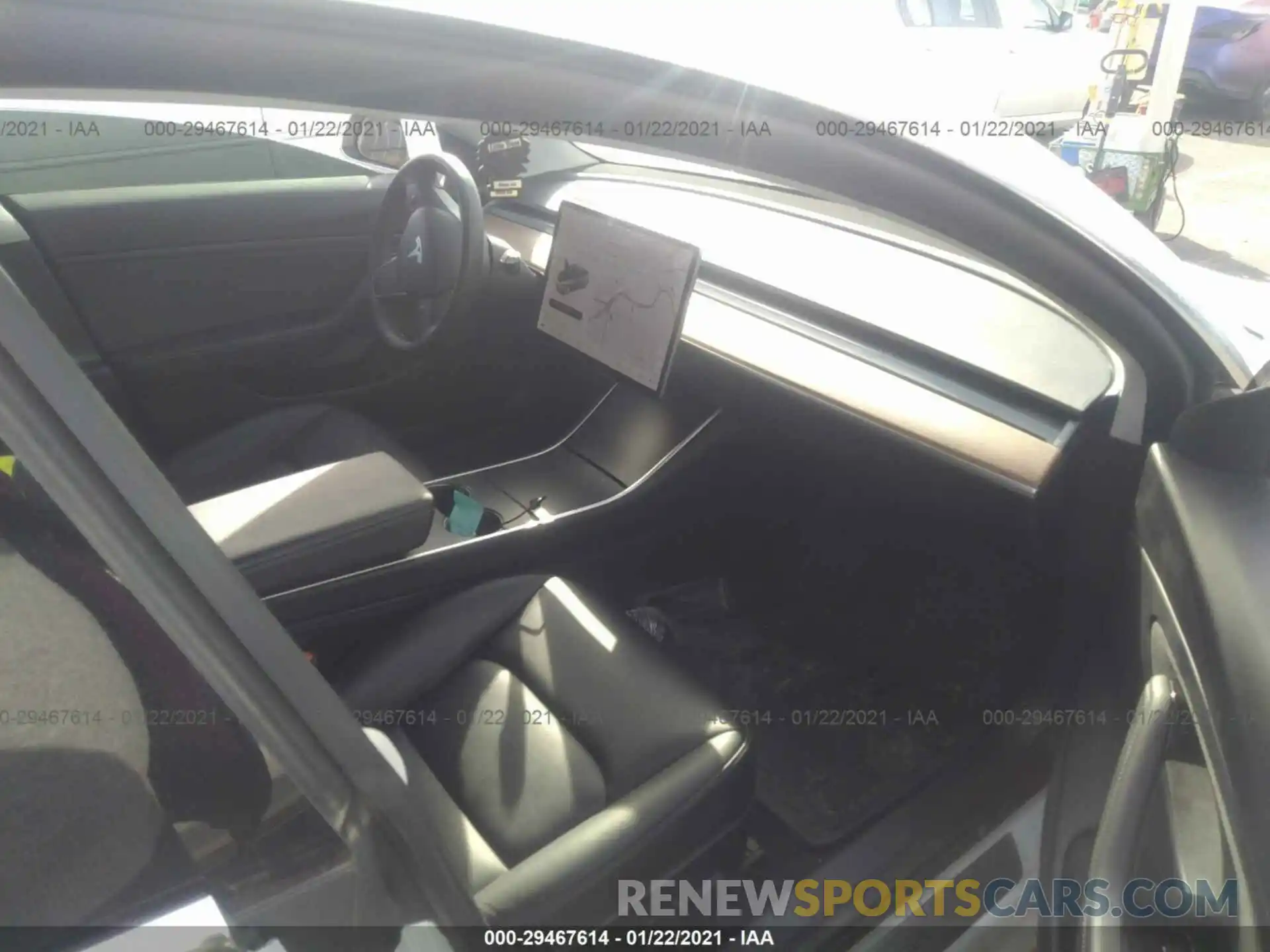 5 Photograph of a damaged car 5YJ3E1EB5LF667277 TESLA MODEL 3 2020