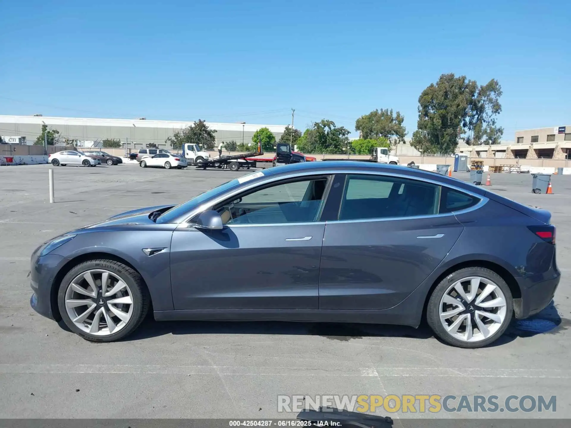 13 Photograph of a damaged car 5YJ3E1EB5LF733696 TESLA MODEL 3 2020