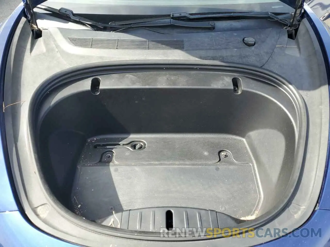 11 Photograph of a damaged car 5YJ3E1EB5LF744343 TESLA MODEL 3 2020