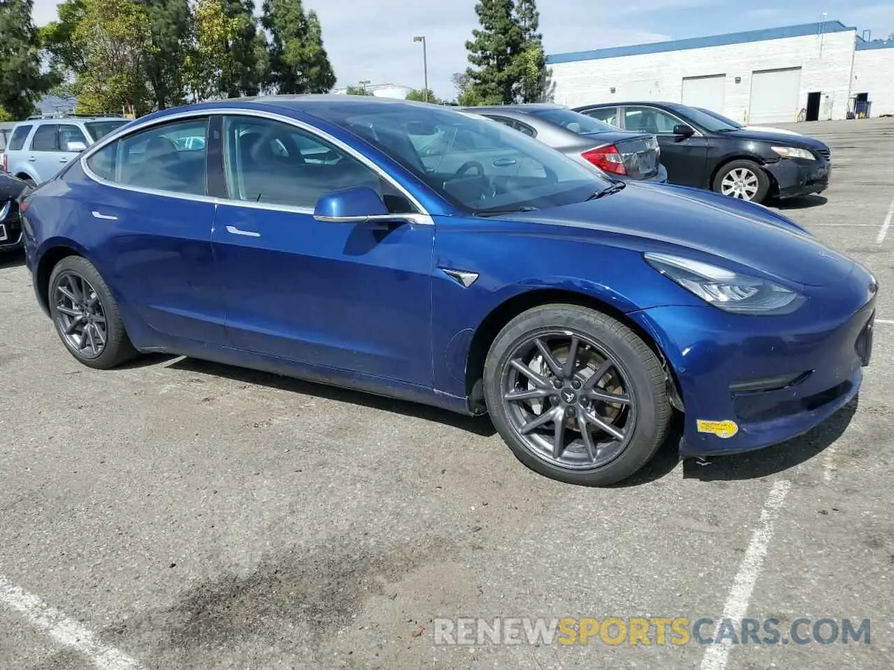 4 Photograph of a damaged car 5YJ3E1EB5LF744343 TESLA MODEL 3 2020