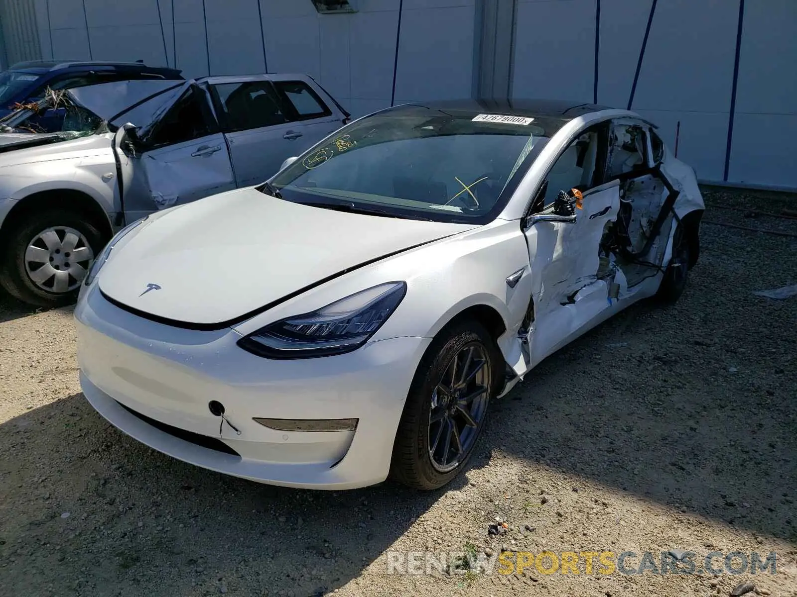 2 Photograph of a damaged car 5YJ3E1EB5LF744746 TESLA MODEL 3 2020