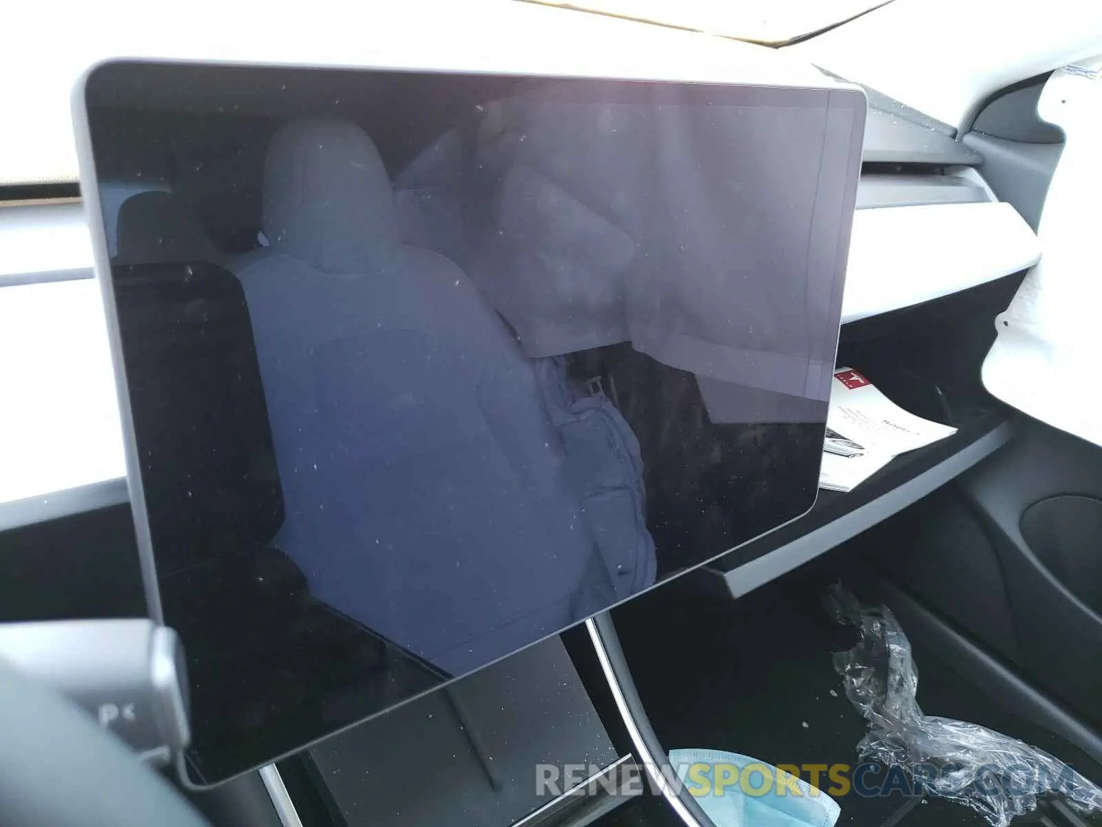 8 Photograph of a damaged car 5YJ3E1EB5LF744746 TESLA MODEL 3 2020