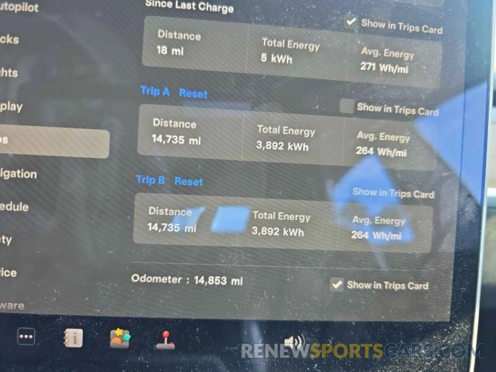 4 Photograph of a damaged car 5YJ3E1EB5LF790609 TESLA MODEL 3 2020